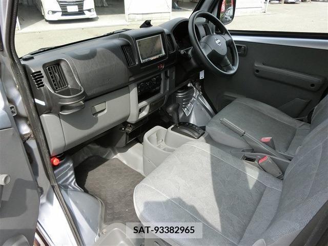 Nissan CLIPPER VAN 2010-05 385715-28