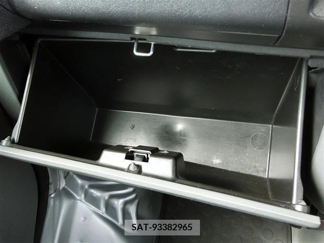 Nissan CLIPPER VAN 2010-05 385715-18