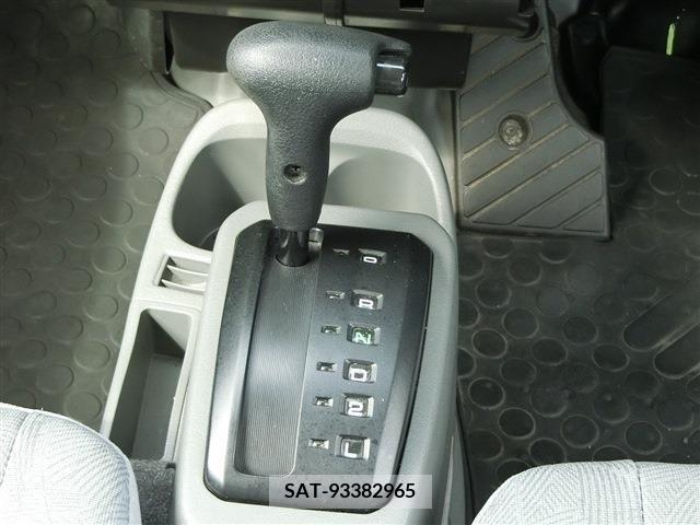 Nissan CLIPPER VAN 2010-05 385715-13