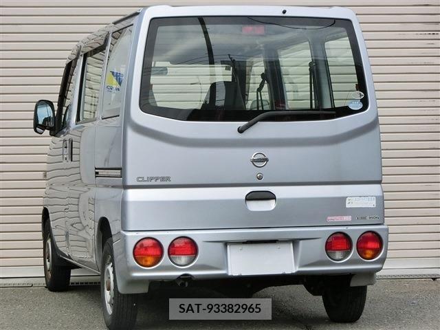 Nissan CLIPPER VAN 2010-05 385715-4