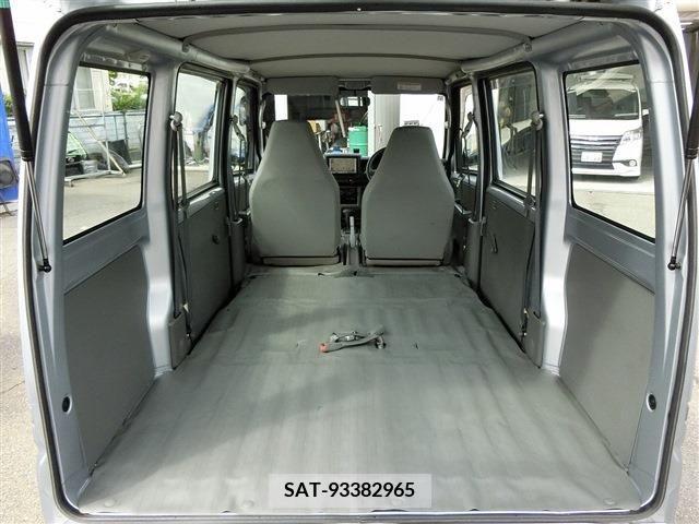 Nissan CLIPPER VAN 2010-05 385715-23