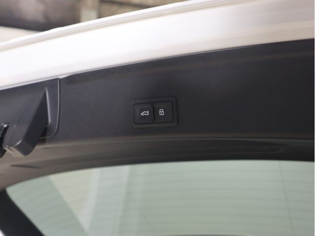 Audi A4 2019-12 29015-23