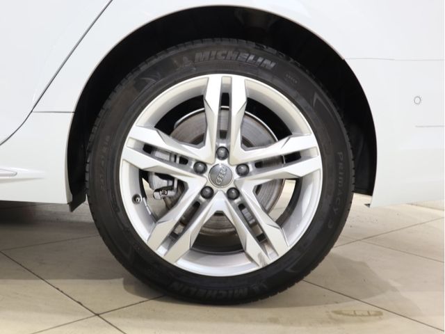 Audi A4 2019-12 29015-27