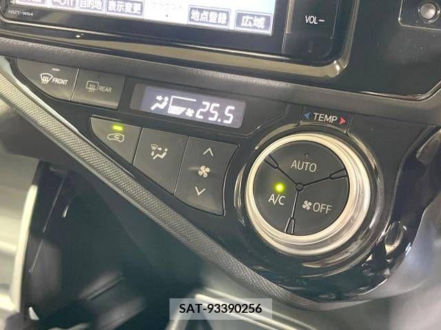Toyota AQUA 2015-03 351739-4