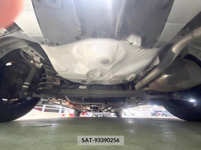 Toyota AQUA 2015-03 351739-18