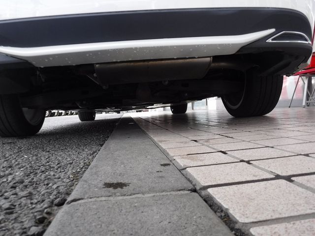 Toyota COROLLA TOURING 2020-04 20883-8