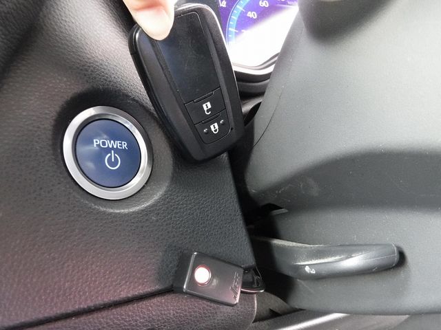 Toyota COROLLA TOURING 2020-04 20883-15