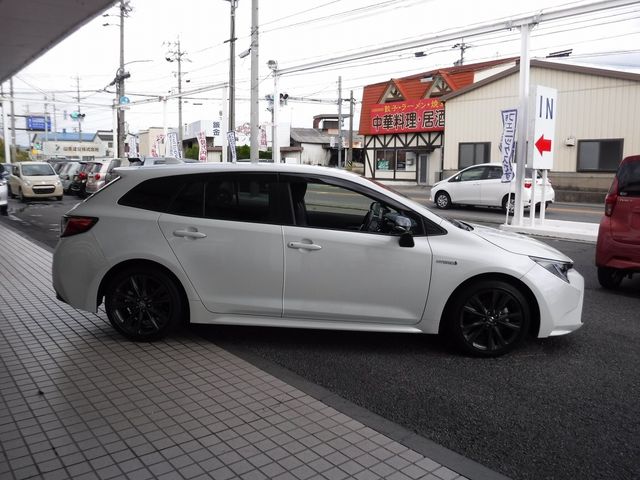 Toyota COROLLA TOURING 2020-04 20883-3