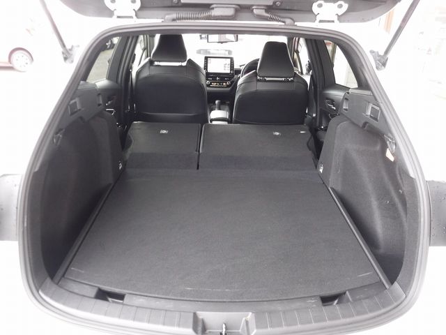 Toyota COROLLA TOURING 2020-04 20883-17