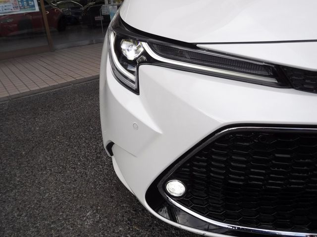 Toyota COROLLA TOURING 2020-04 20883-4