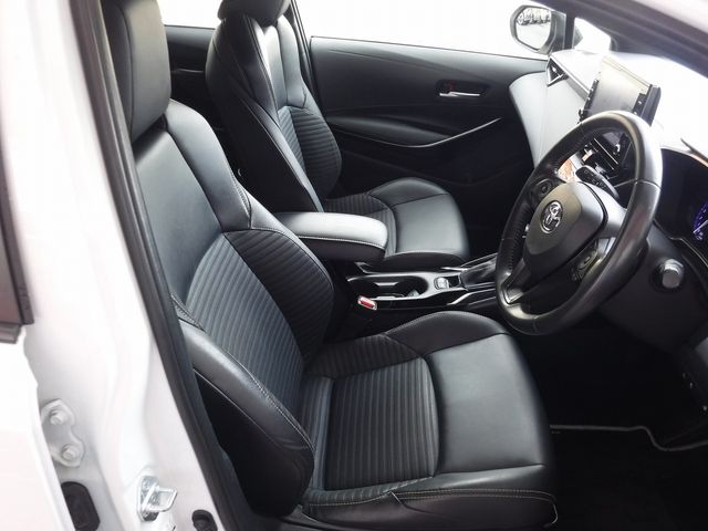 Toyota COROLLA TOURING 2020-04 20883-10