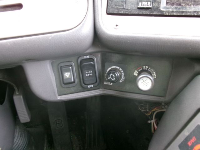 Mitsubishi AERO ACE 2005-12 23102-19