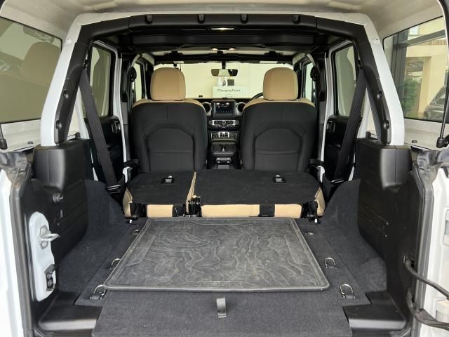 Jeep WRANGLER 2019-03 195584-16