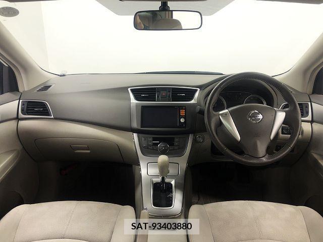 Nissan Sylphy 2013-03 221587-1