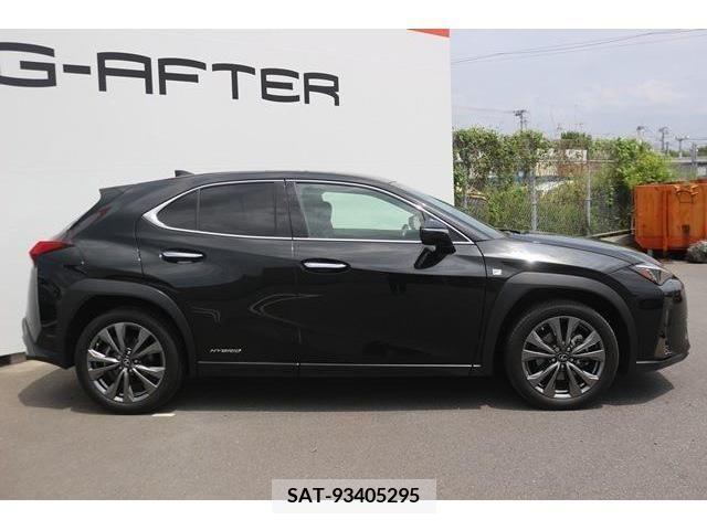 Lexus UX 2019-05 275901-6