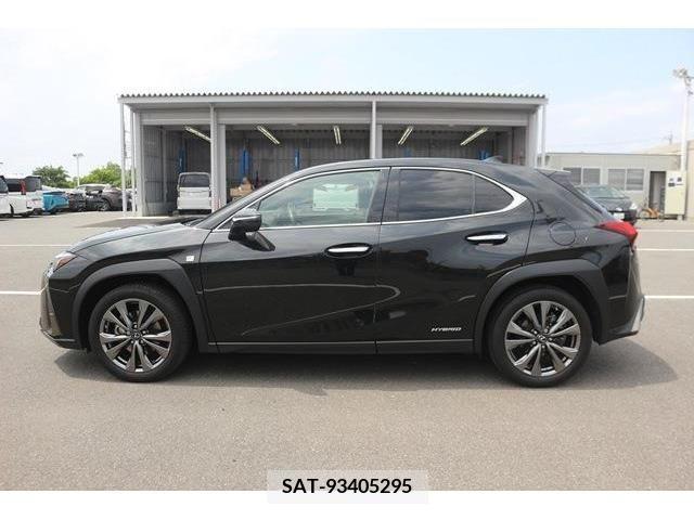 Lexus UX 2019-05 275901-8