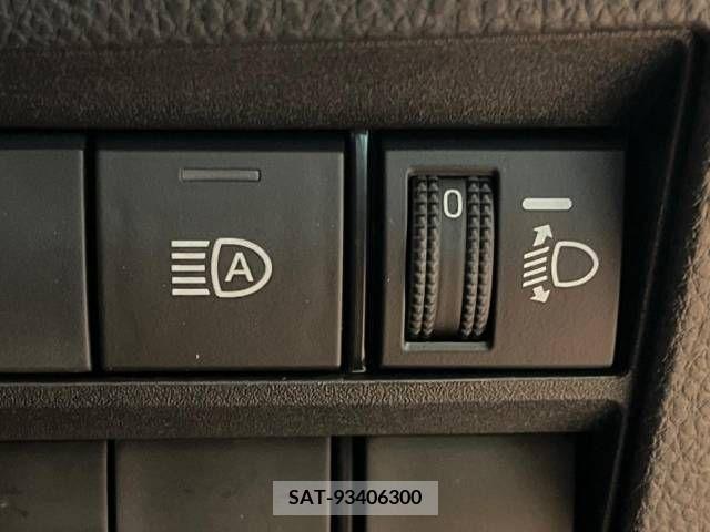 Toyota NOAH 2023-04 205850-4