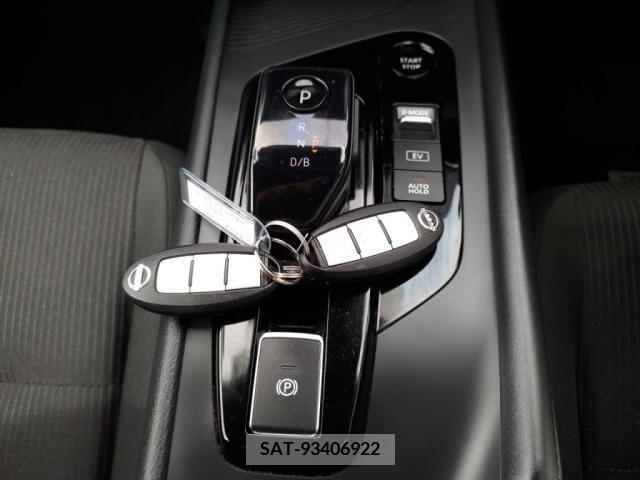 Nissan NOTE 2022-05 280151-16