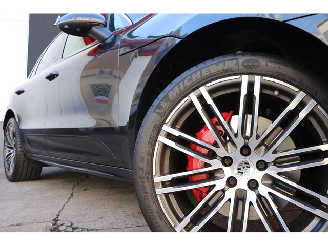 Porsche MACAN 2018-10 1670-3
