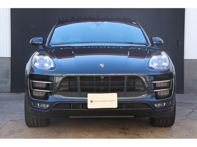 Porsche MACAN 2018-10 1670-5
