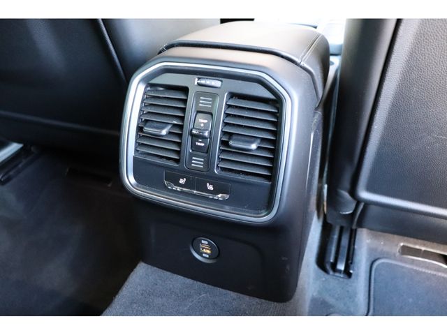 Porsche MACAN 2018-10 1670-17