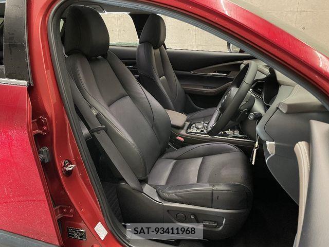 Mazda CX-30 2019-12 212826-11
