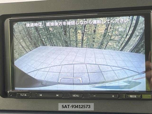 Daihatsu TANTO 2022-11 369260-3