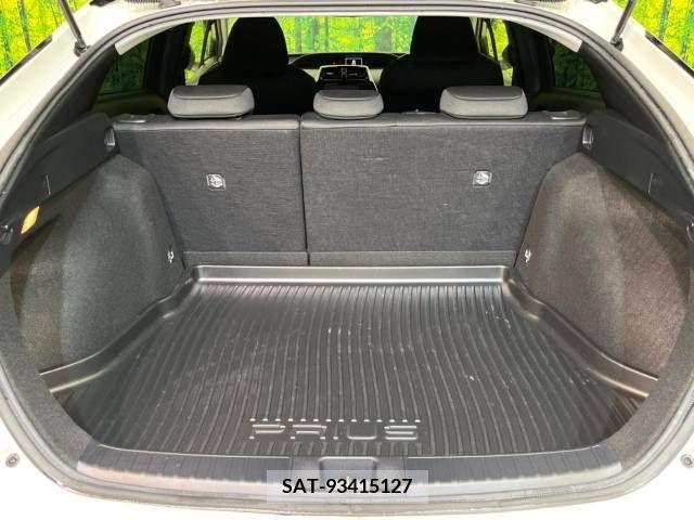 Toyota PRIUS 2020-02 209707-10