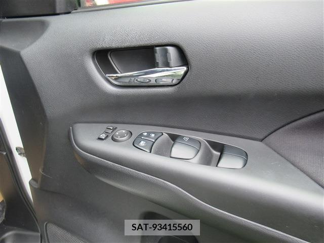 Nissan SERENA 2019-09 377059-27