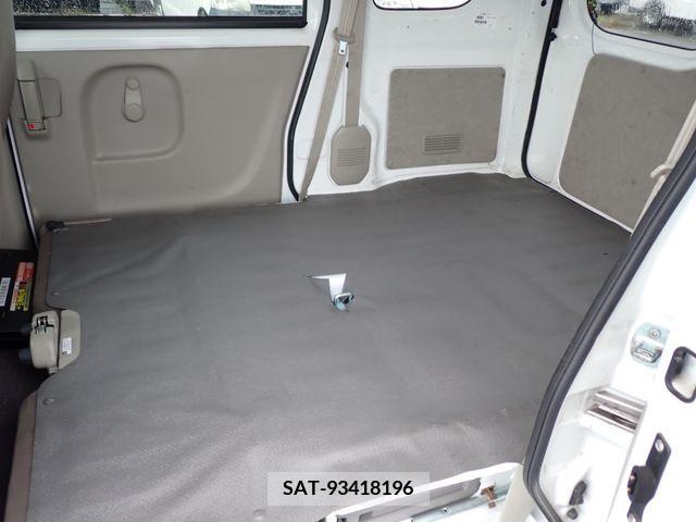 Suzuki EVERY 2017-06 383440-17