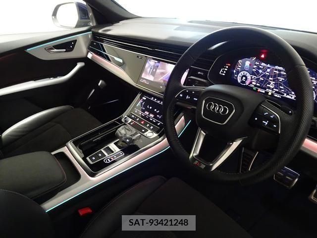 Audi Q8 2019-11 356617-9