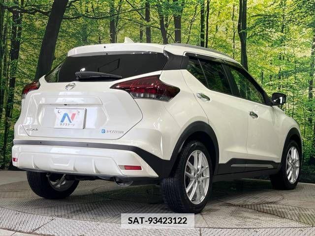 Nissan KICKS 2020-06 347985-17