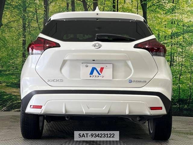 Nissan KICKS 2020-06 347985-15