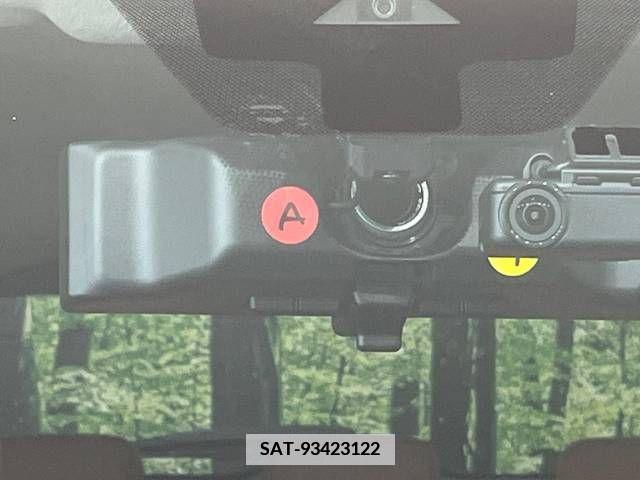 Nissan KICKS 2020-06 347985-2