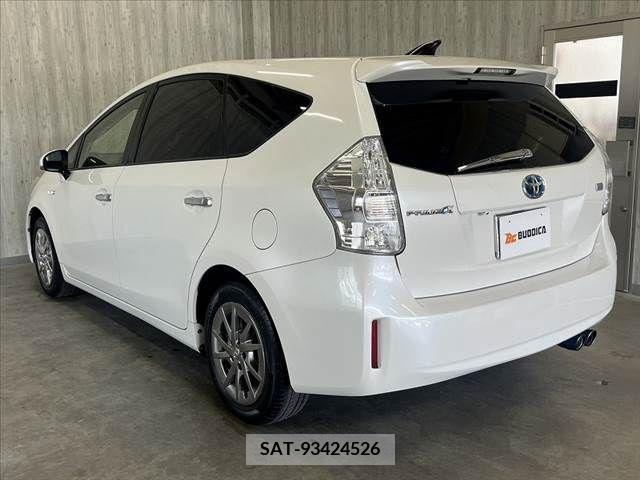 Toyota PRIUS ALPHA 2013-02 322218-11