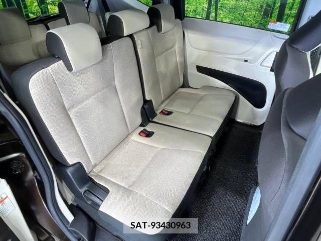Toyota SIENTA 2016-04 222470-9