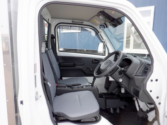 Mazda SCRUM TRUCK 2023-02 1727-19