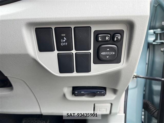 Toyota PRIUS 2013-08 328337-13