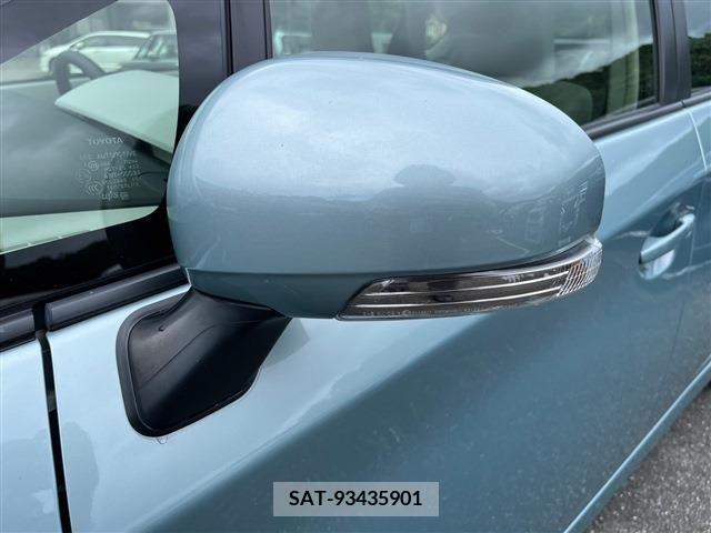 Toyota PRIUS 2013-08 328337-16