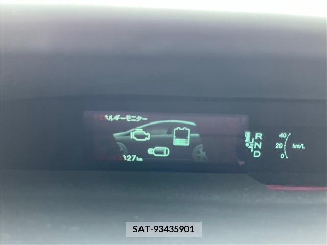 Toyota PRIUS 2013-08 328337-14
