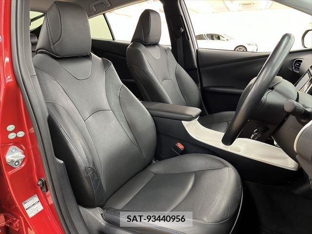 Toyota PRIUS 2016-05 223811-19
