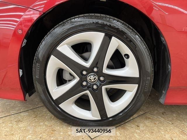 Toyota PRIUS 2016-05 223811-17