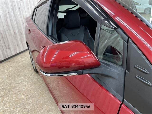 Toyota PRIUS 2016-05 223811-13