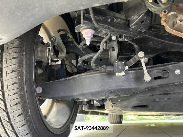 Toyota PRIUS 2021-07 332271-19