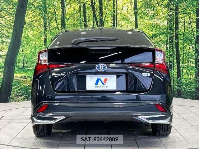 Toyota PRIUS 2021-07 332271-15