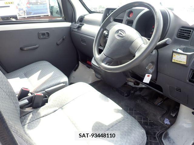 Daihatsu HIJET CARGO 2014-07 382896-1