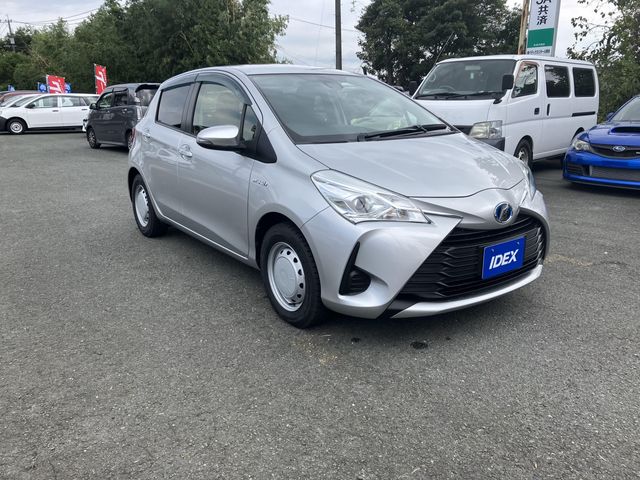Toyota VITZ HYBRID 2018-06 12338-5