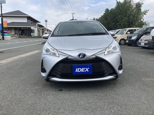 Toyota VITZ HYBRID 2018-06 12338-2