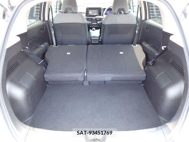 Nissan NOTE 2021-05 334995-16