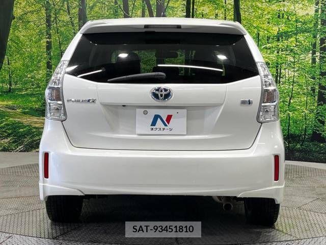 Toyota PRIUS ALPHA 2012-05 366791-15